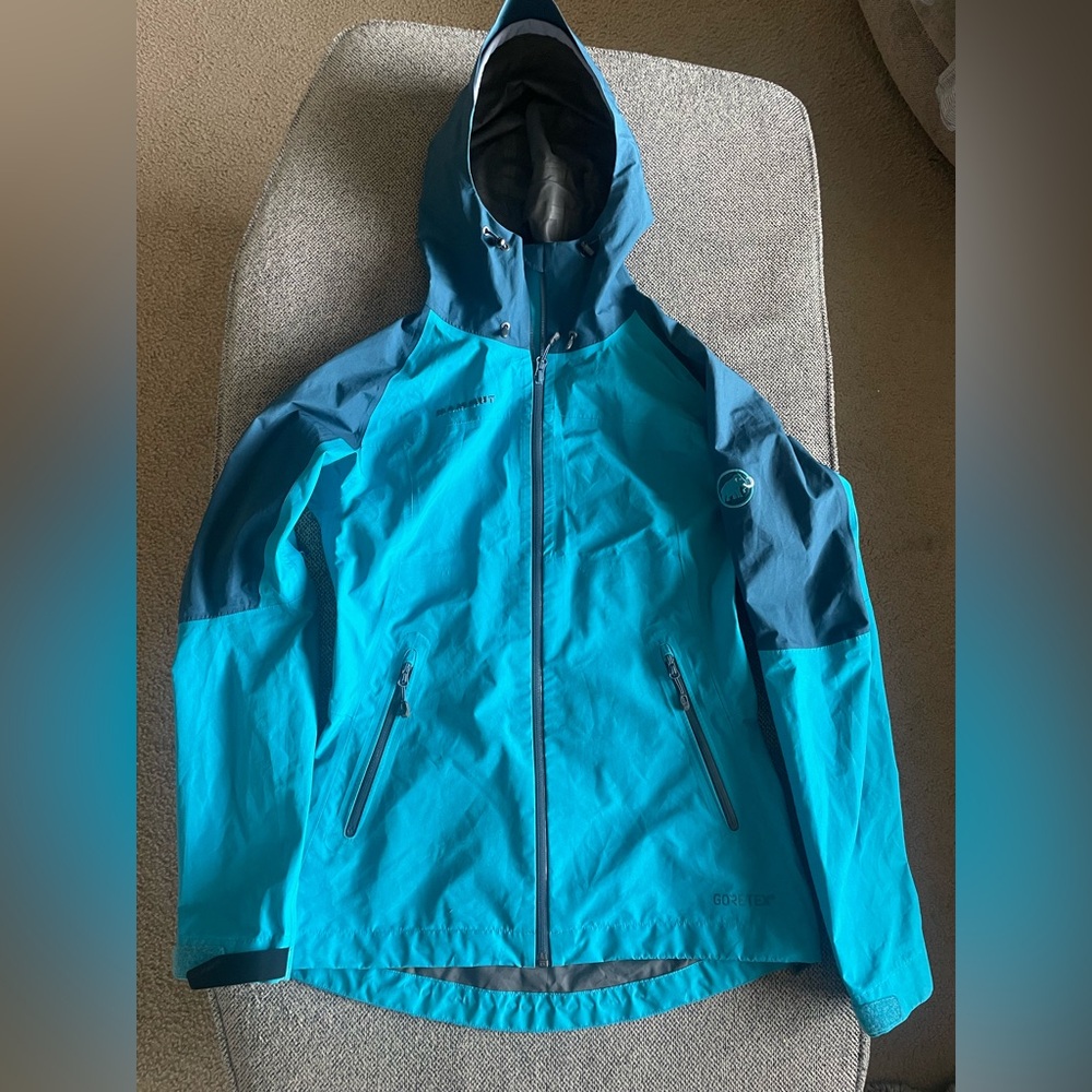 Mammut Wenaha Goretex waterproof jacket (shell). Teal. Size XS.